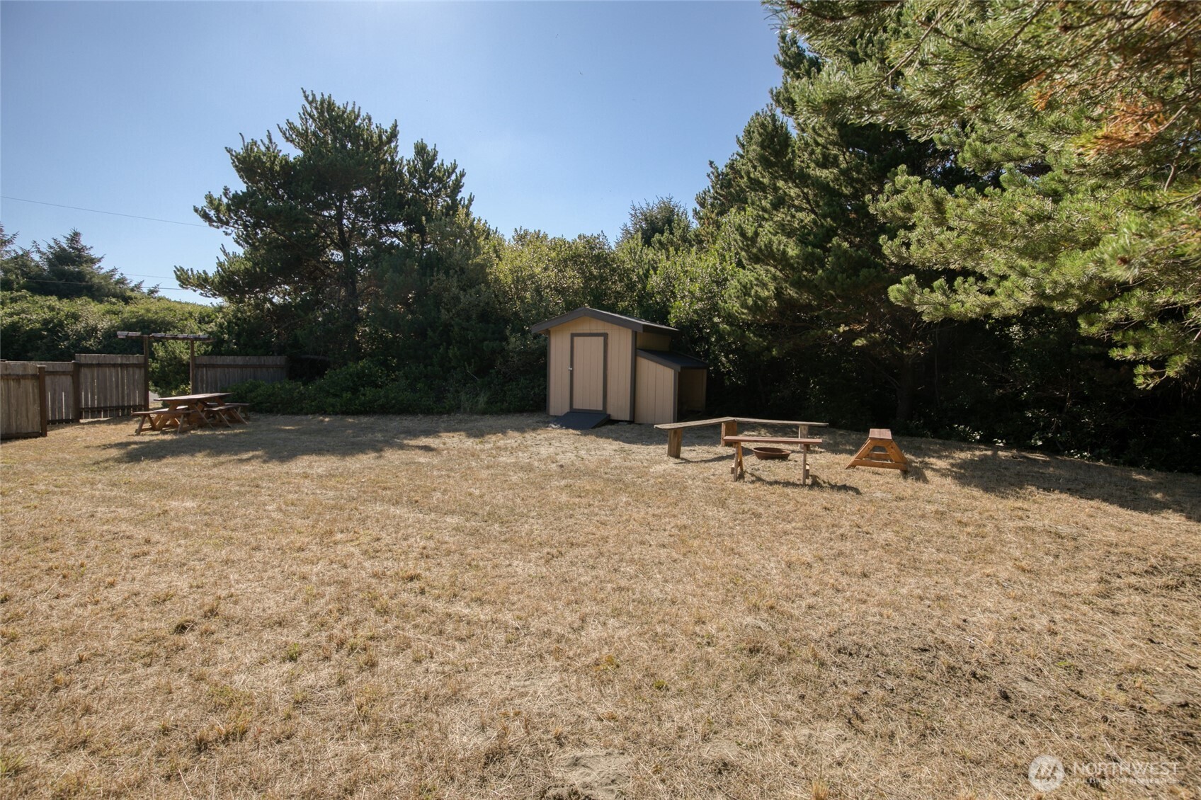 874 Telus Court Property Photo 14