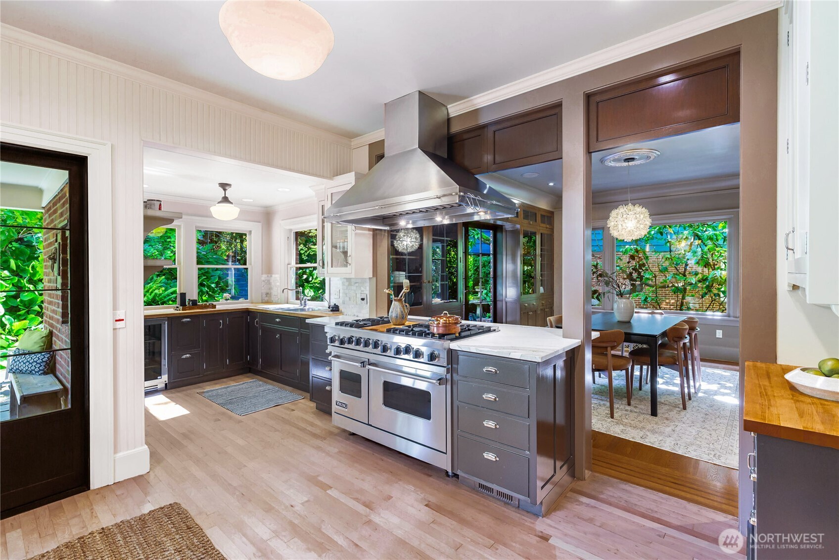 2306 Lake Park Drive Property Photo 17