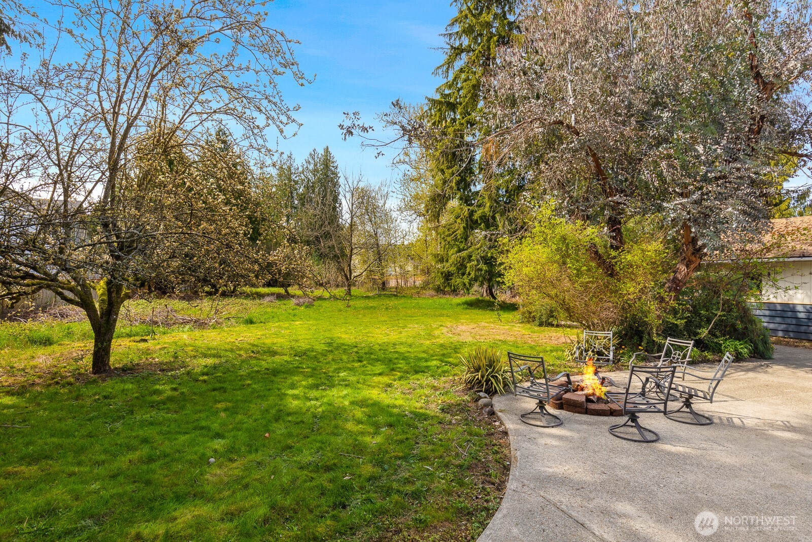 11122 Angeline Road Property Photo 7