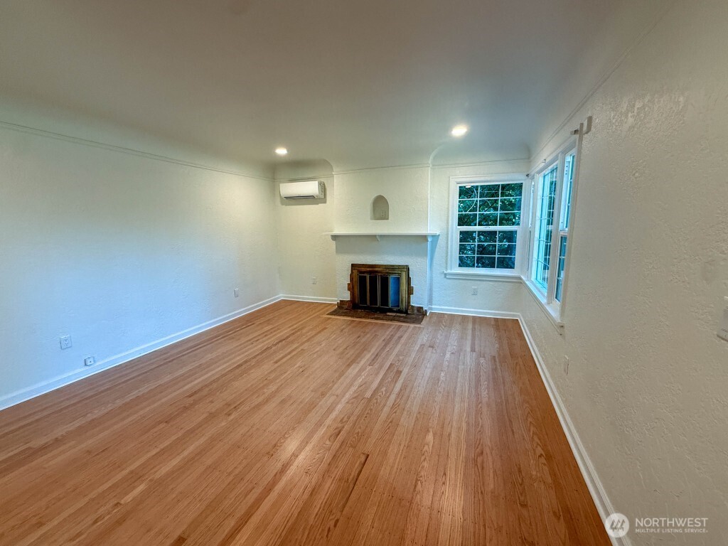 641 Nw 180th Street Property Photo 4