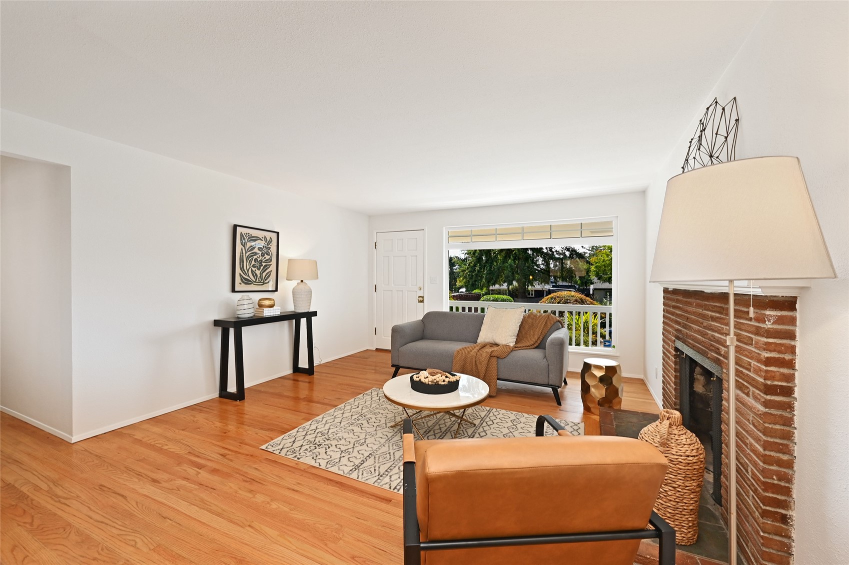 922 Ne 150th Street Property Photo 6