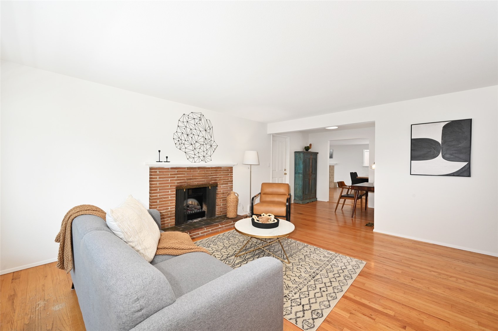 922 Ne 150th Street Property Photo 7