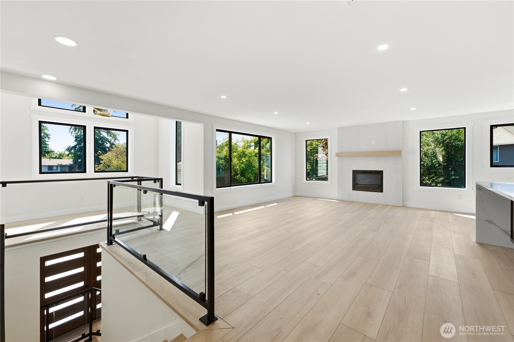 13105 Ne 87th Avenue Property Photo 3