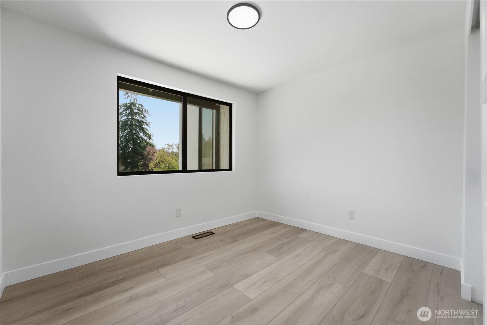 13105 Ne 87th Avenue Property Photo 22