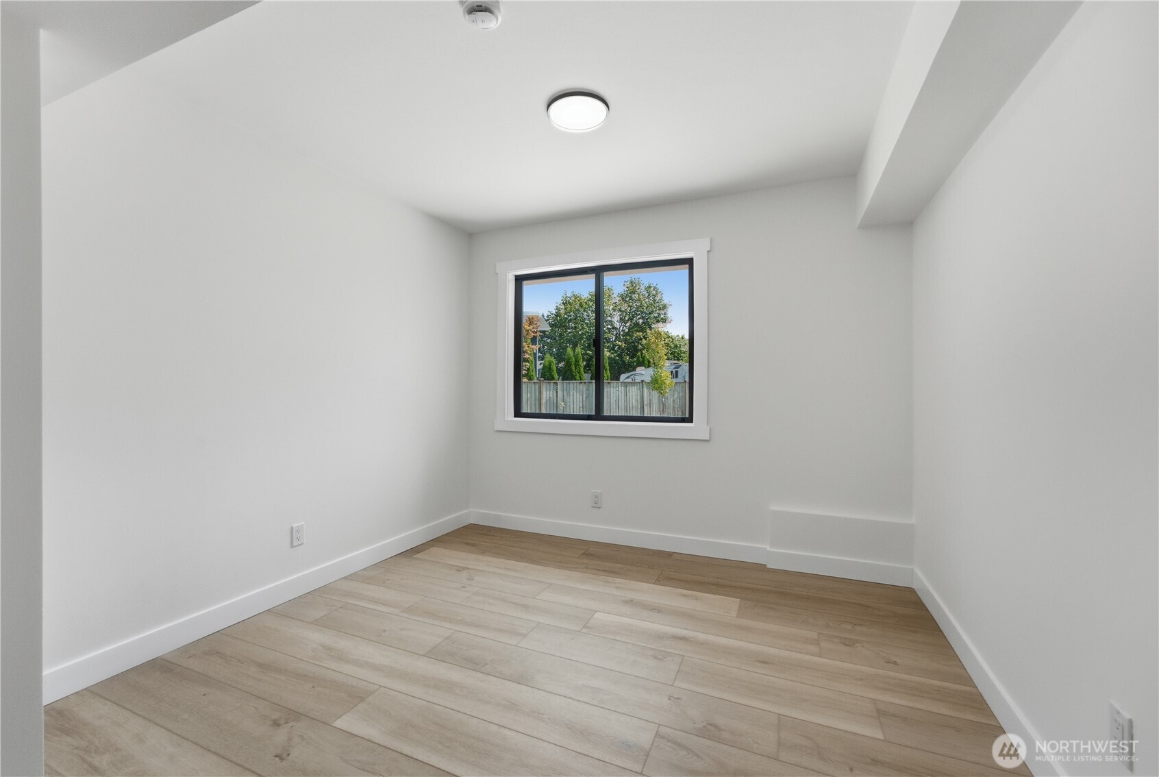 13105 Ne 87th Avenue Property Photo 28