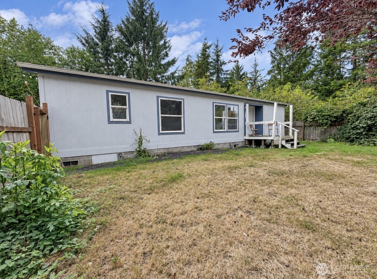 2740 212th Place Property Photo 4