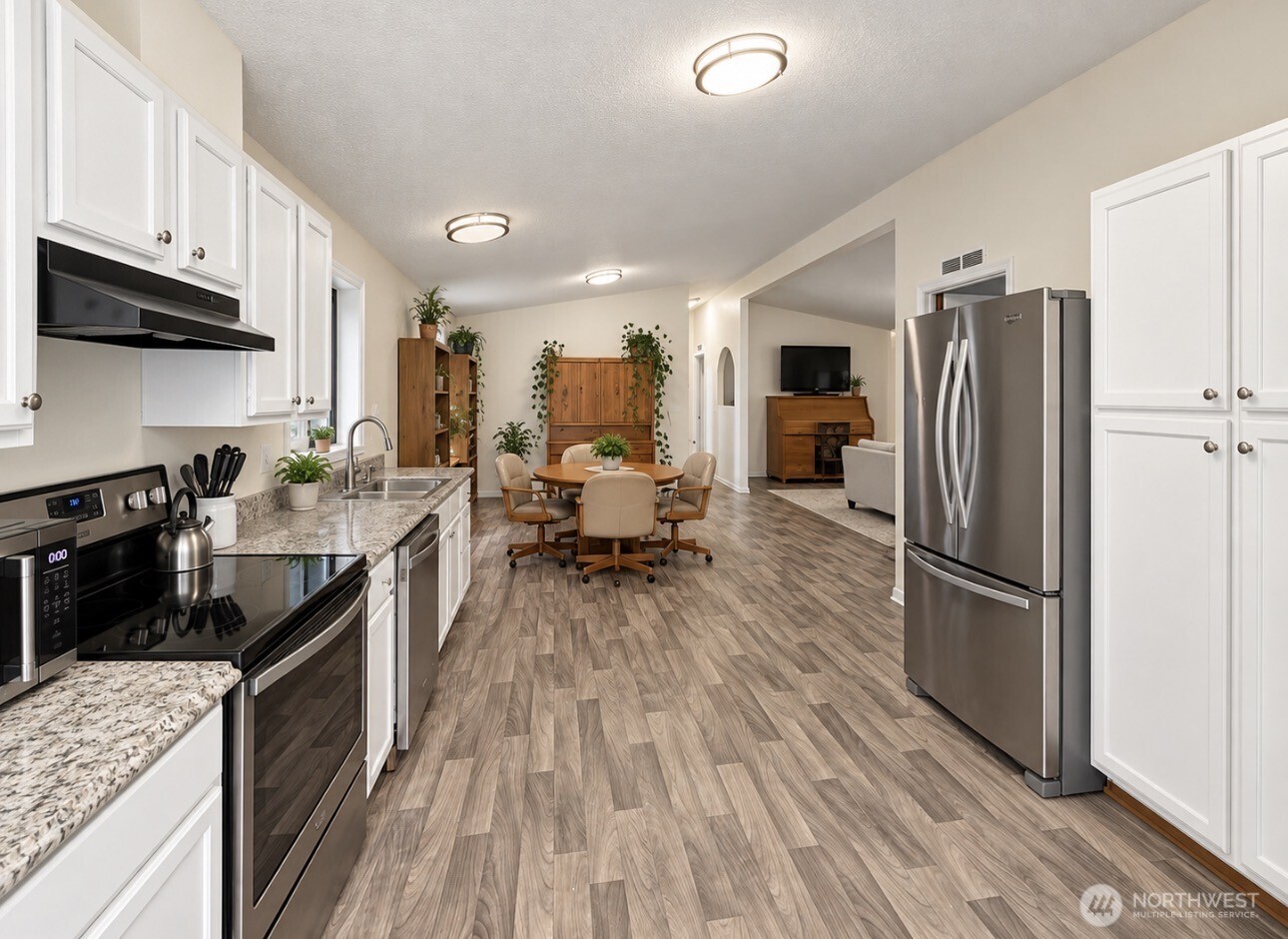 2740 212th Place Property Photo 10