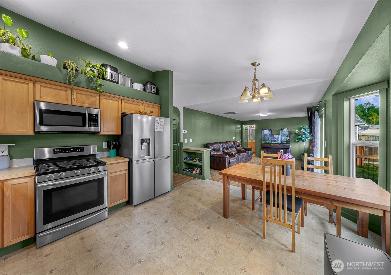 7510 Seashell Way Property Photo 14