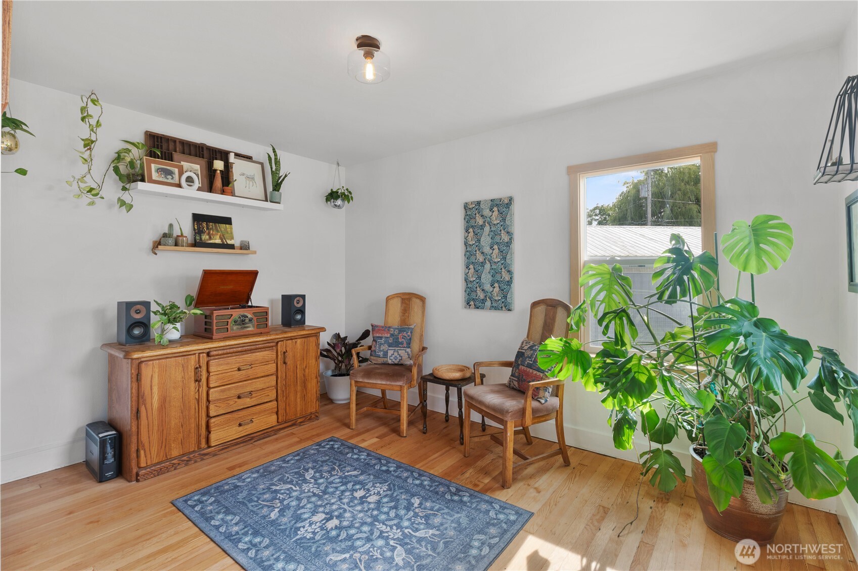 1357 W Axton Road Property Photo 14