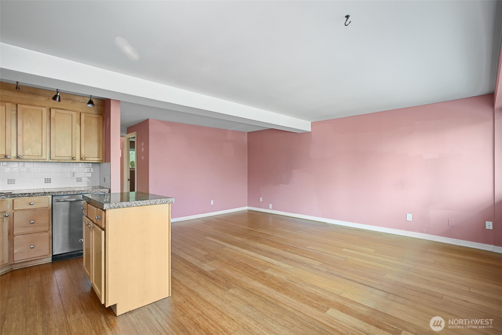1601 Taylor Avenue 204 Property Photo 10