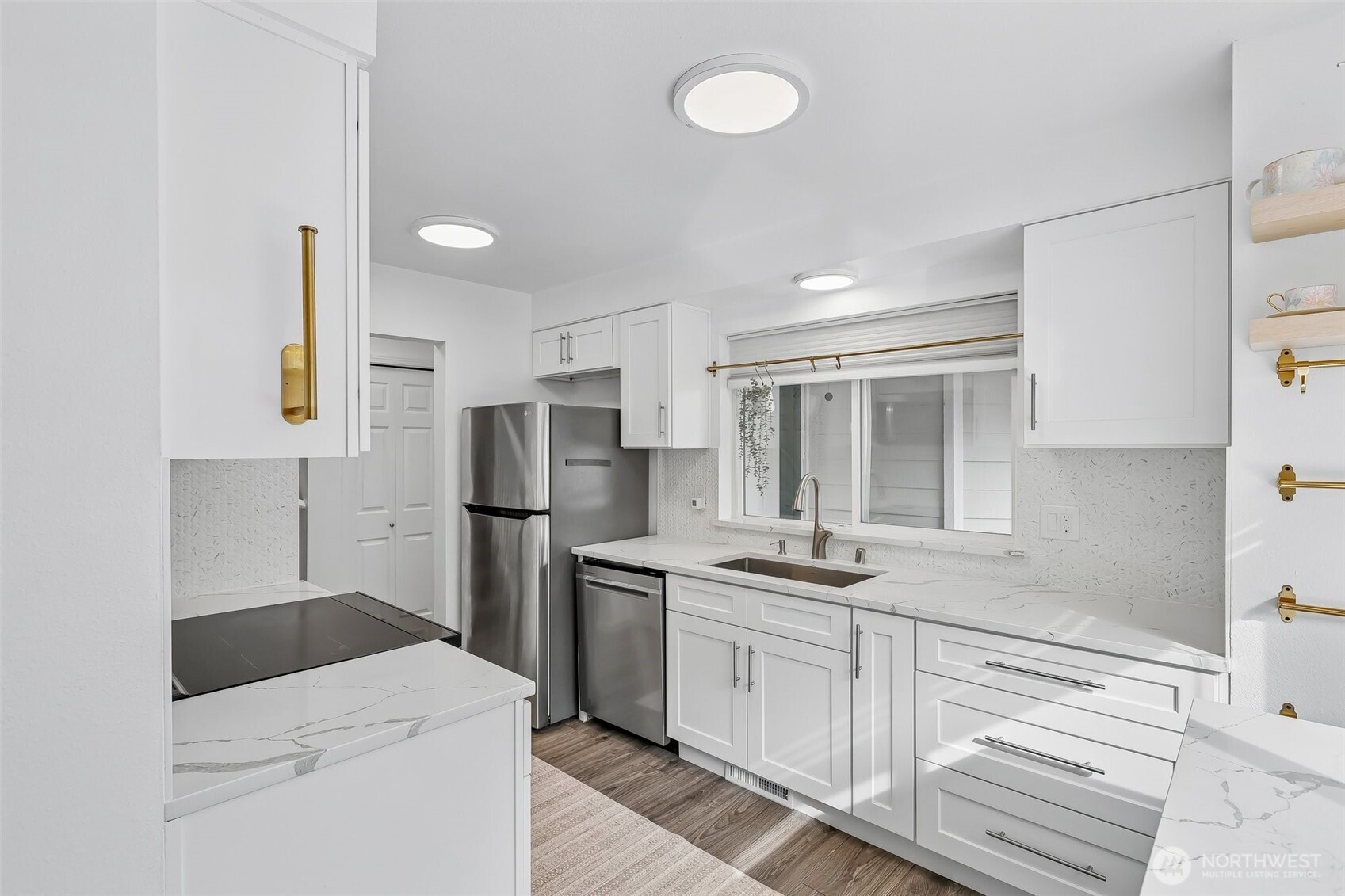 1131 115th Street F1 Property Photo 7