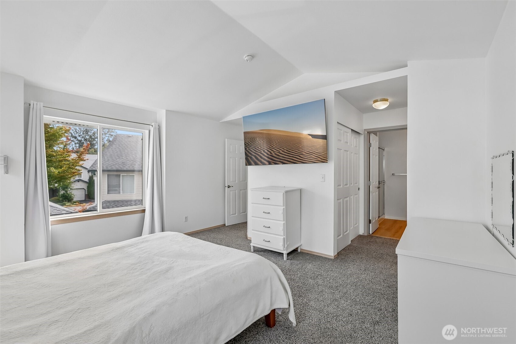1131 115th Street F1 Property Photo 13