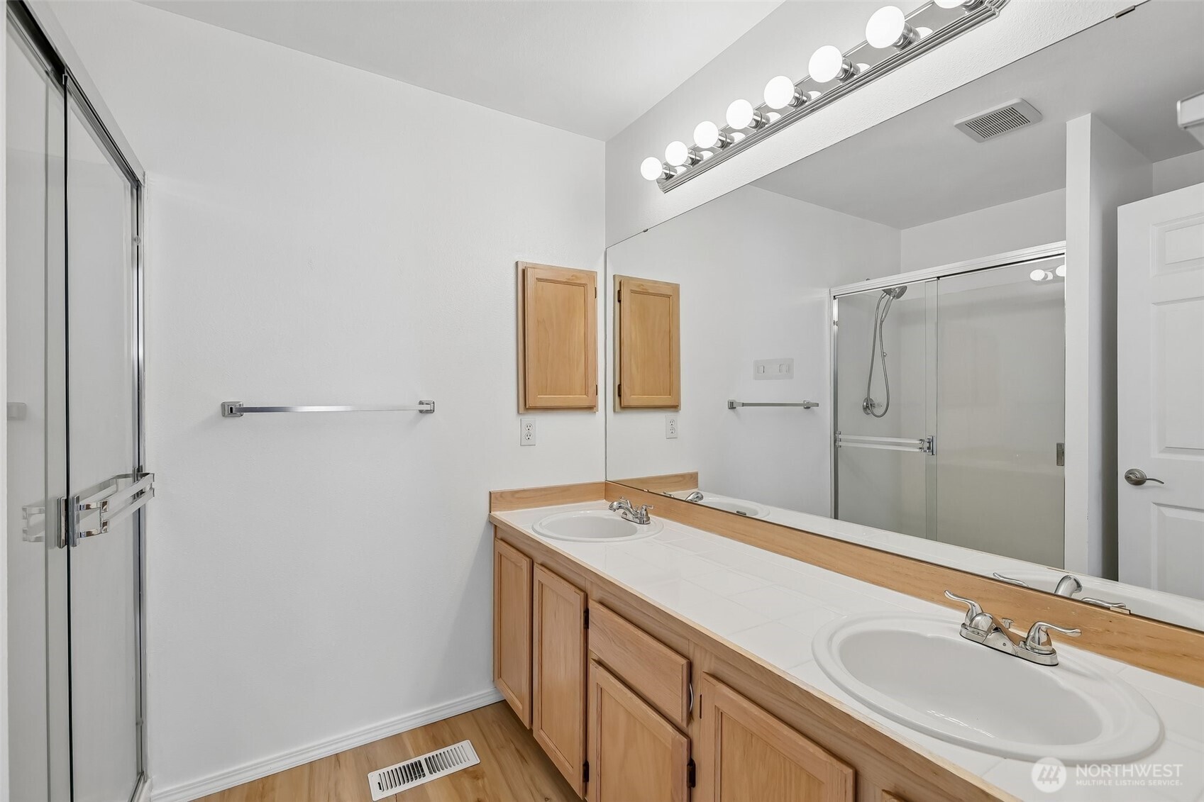 1131 115th Street F1 Property Photo 15