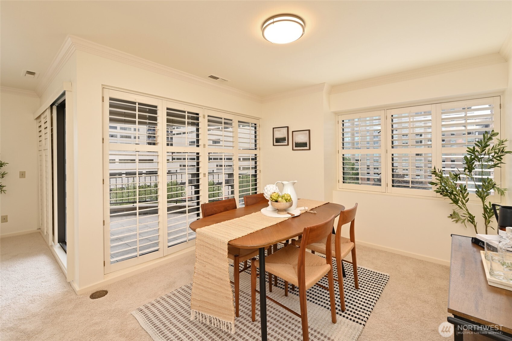 1301 Spring Street 6d Property Photo 6
