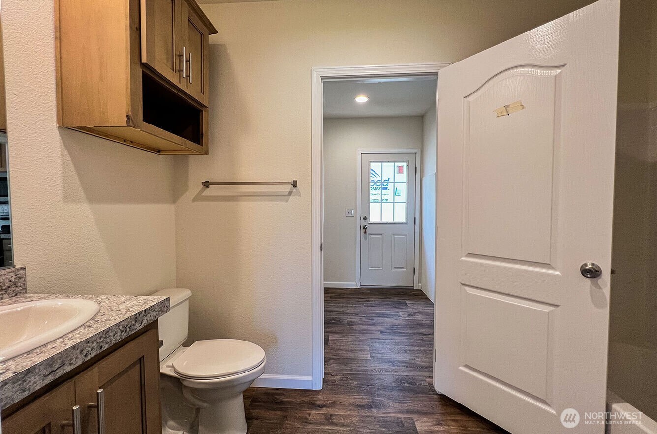 0 Atterberry Landing 28502e -2bd Ev8 Property Photo 18