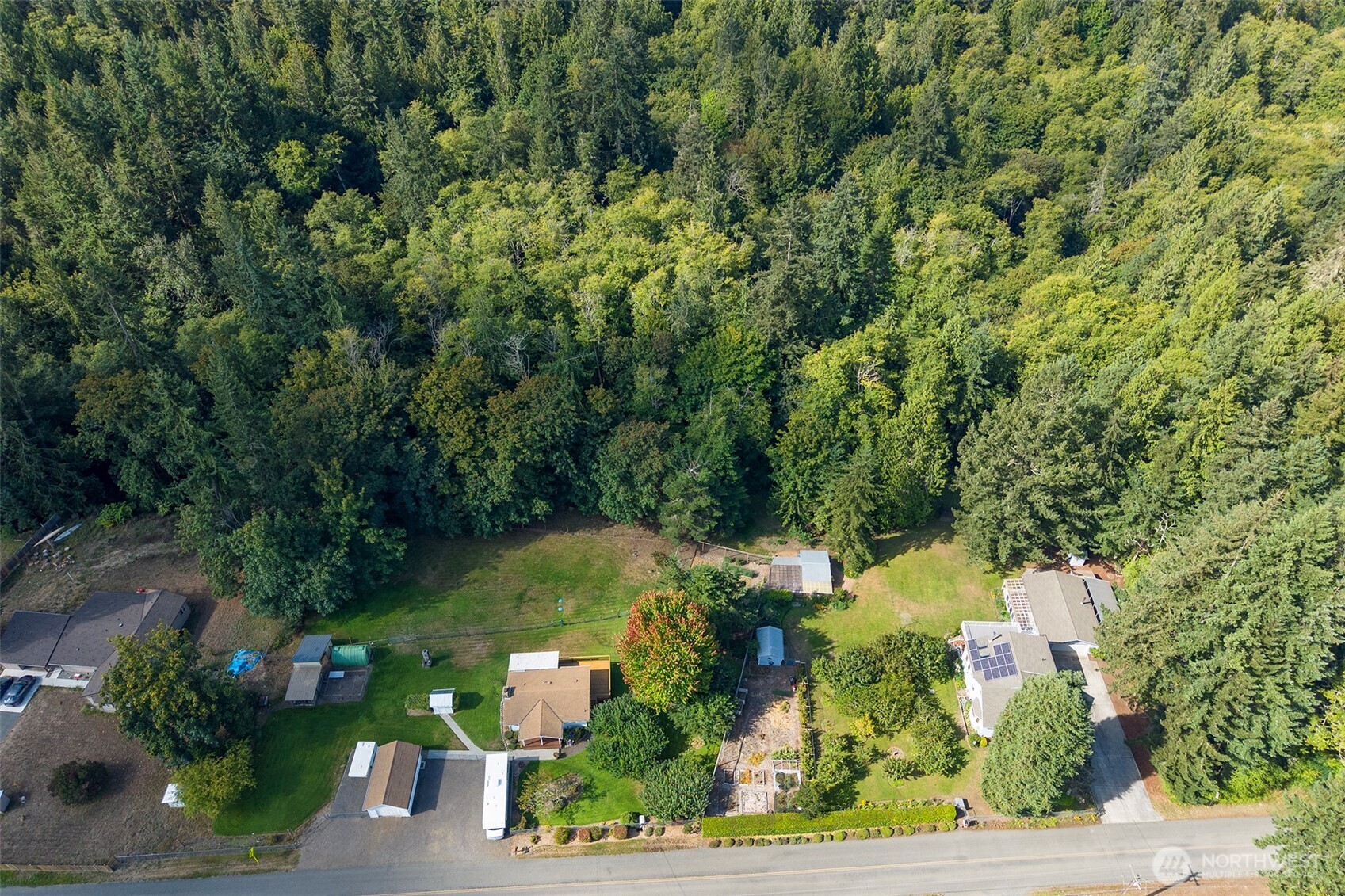470 510 Sherburne Road Property Photo 3