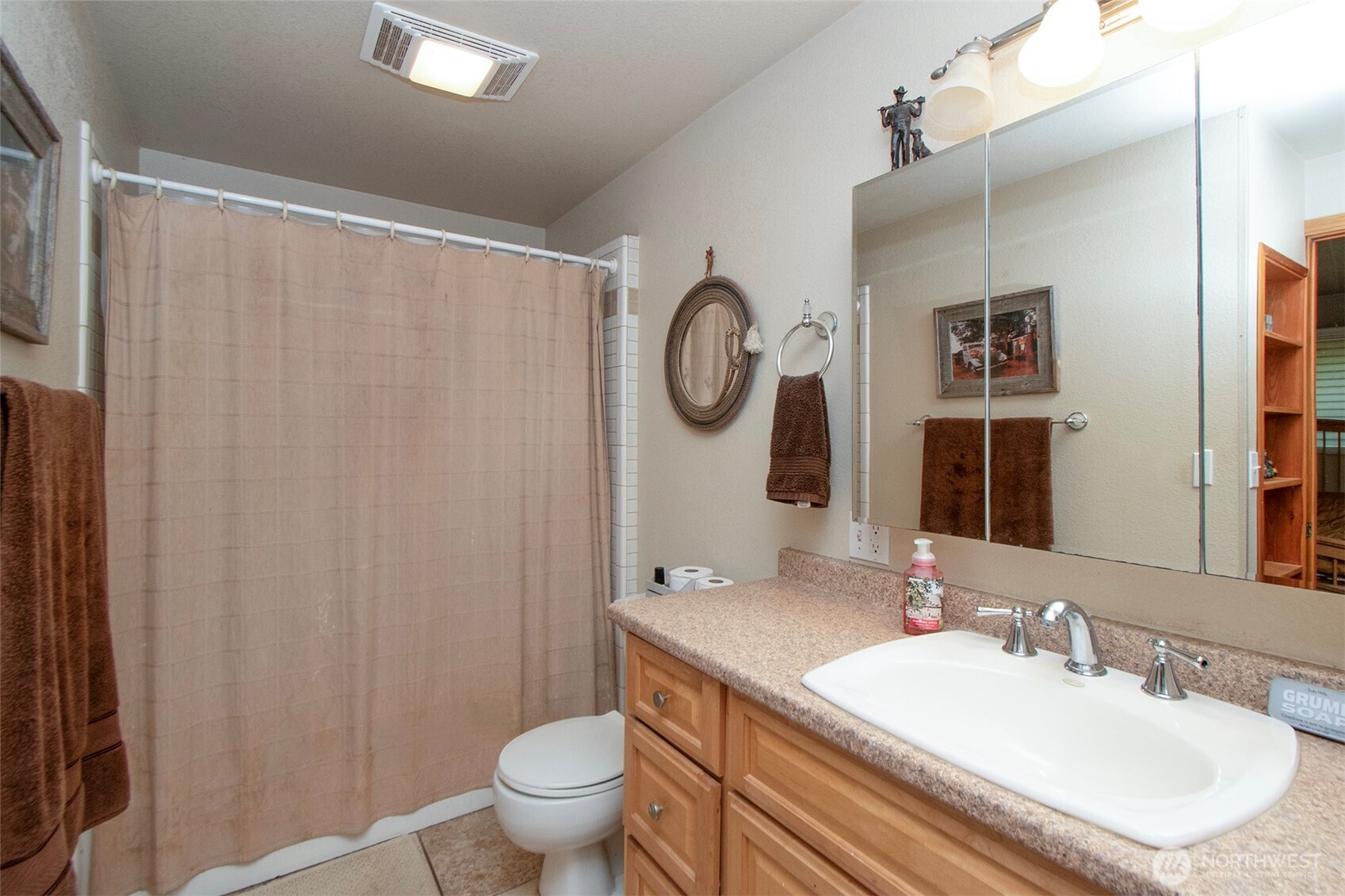 470 510 Sherburne Road Property Photo 36