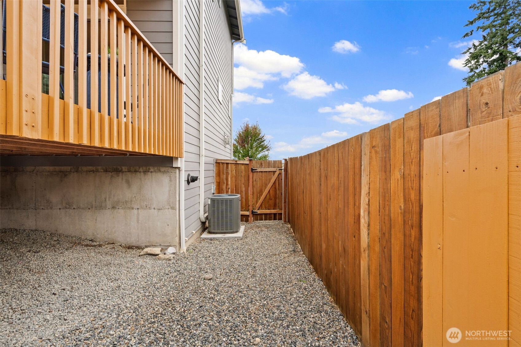 650 Nw Gardenia Way Property Photo 17