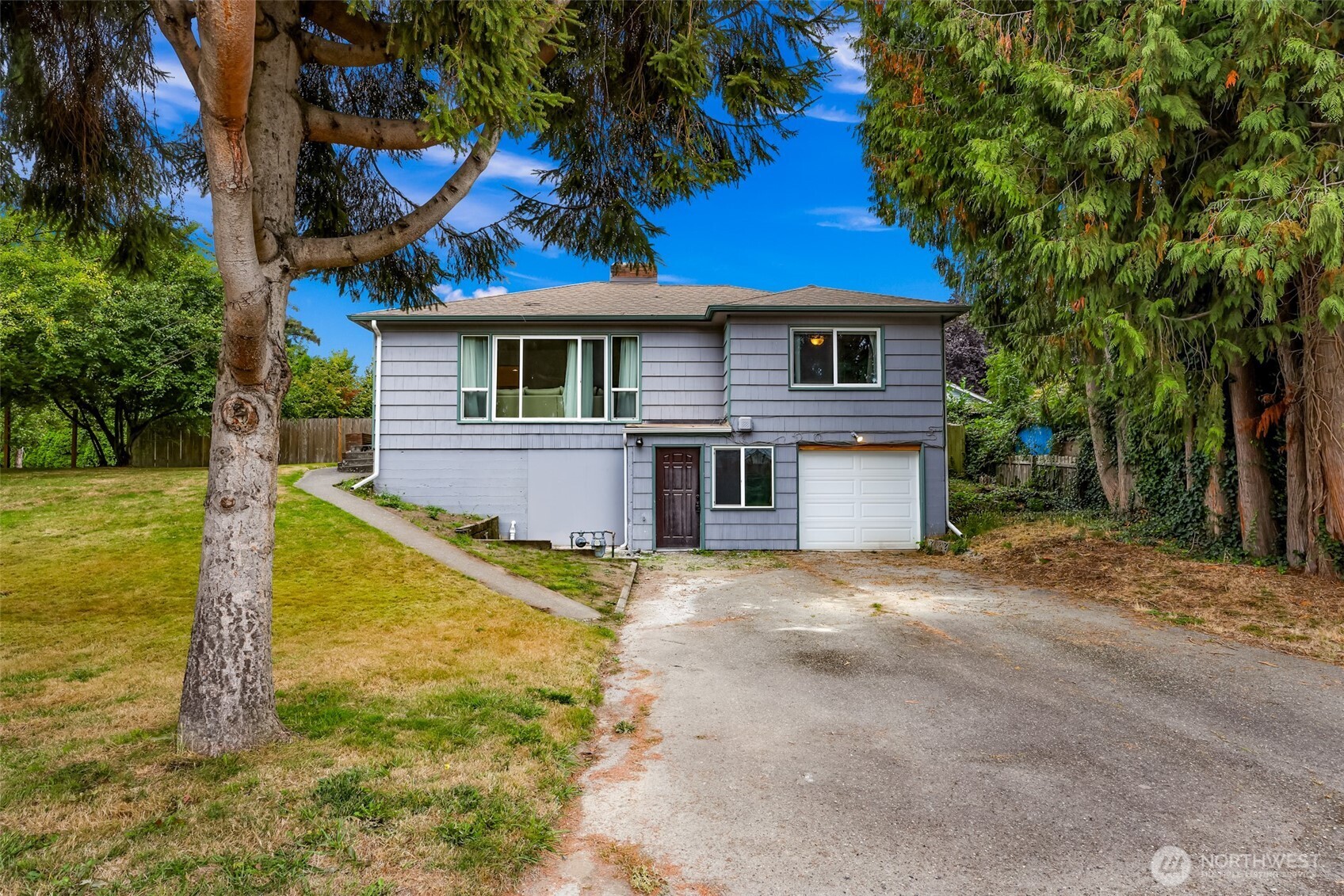 1016 Lincoln Street Property Photo 1