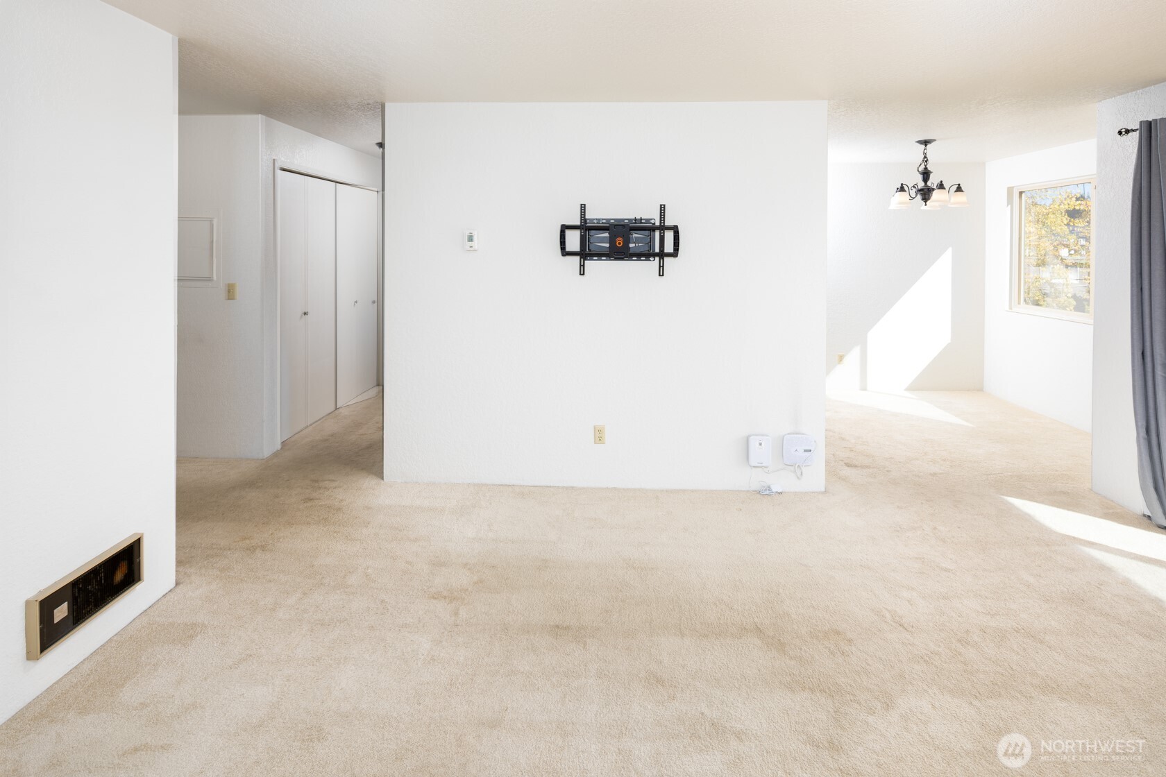 12035 32nd Avenue 304 Property Photo 9