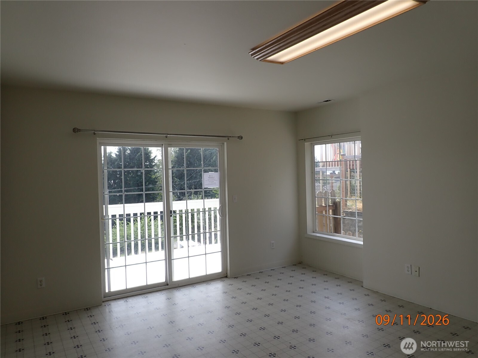 1821 W 8th Street Property Photo 17