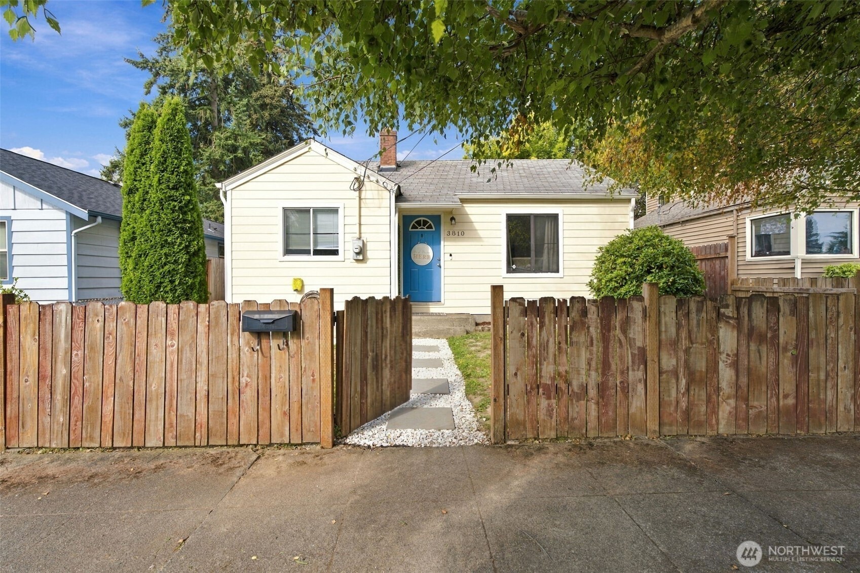 3810 S Asotin Street Property Photo 2