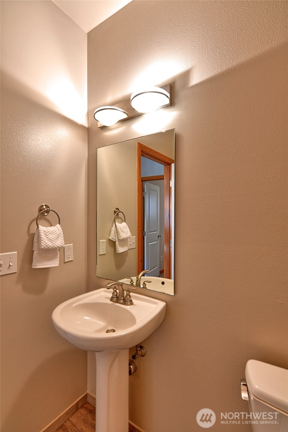 1706 239th Street Property Photo 10