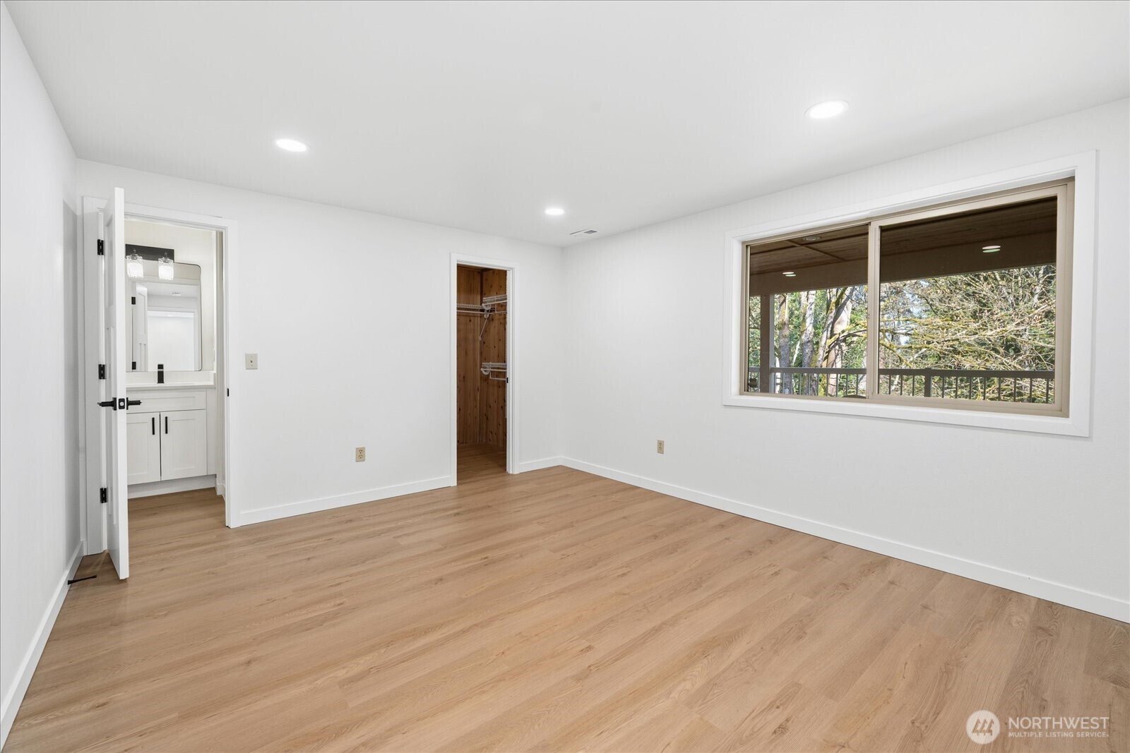 16018 36th Avenue Property Photo 24