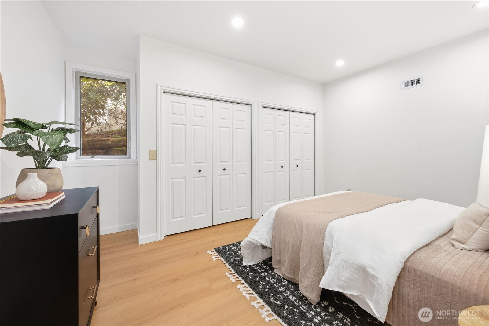 16018 36th Avenue Property Photo 31