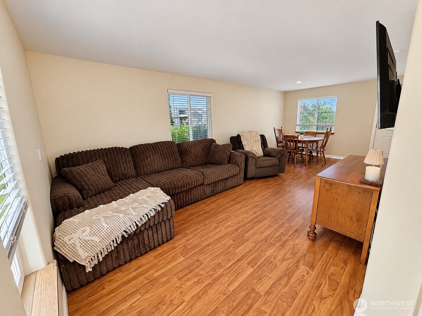 419 Spring Lane Property Photo 2