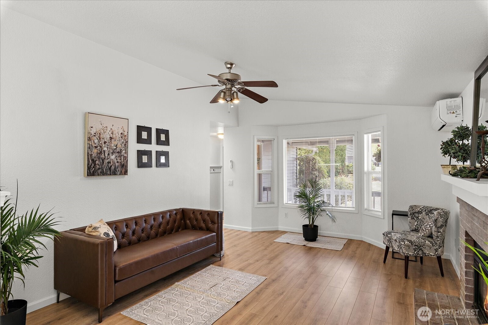 16721 6th Avenue Property Photo 6