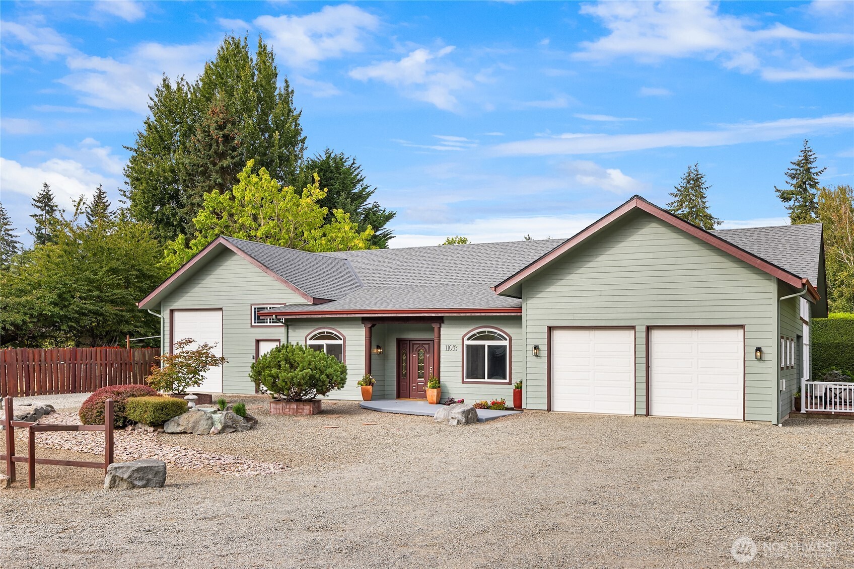 11033 Mandus Olson Road Property Photo 3