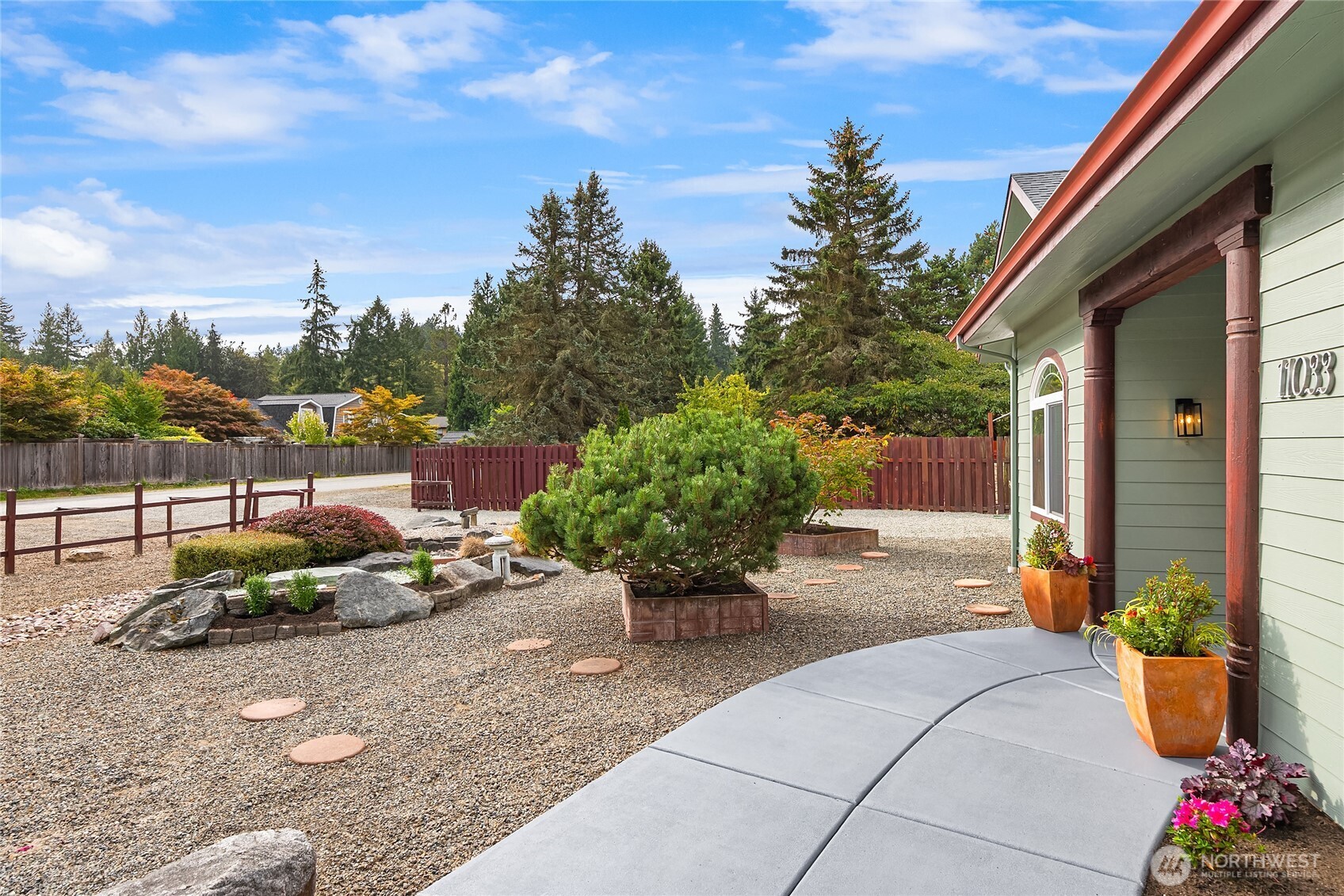 11033 Mandus Olson Road Property Photo 5