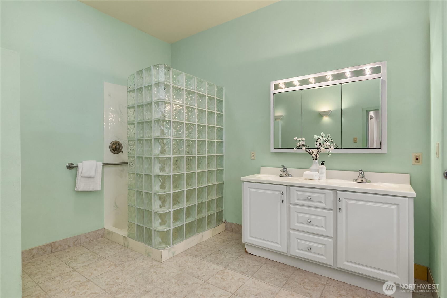 11033 Mandus Olson Road Property Photo 25