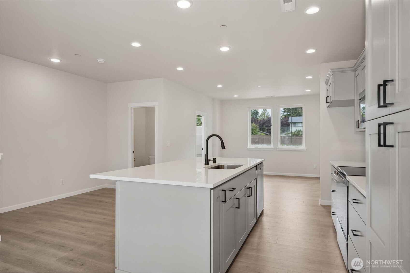 12064 127th Avenue Property Photo 4