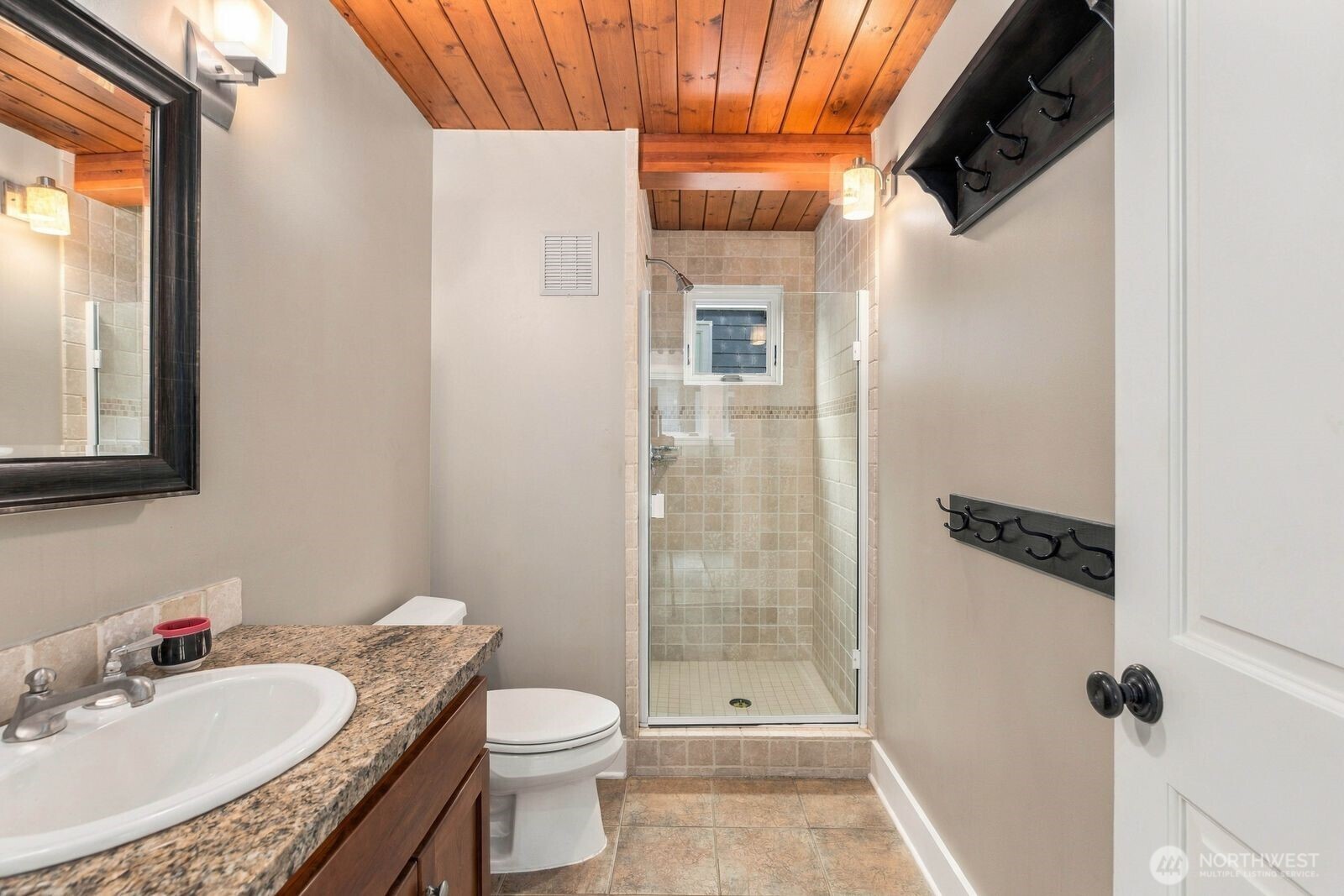 3146 Portage Bay Place N Property Photo 21