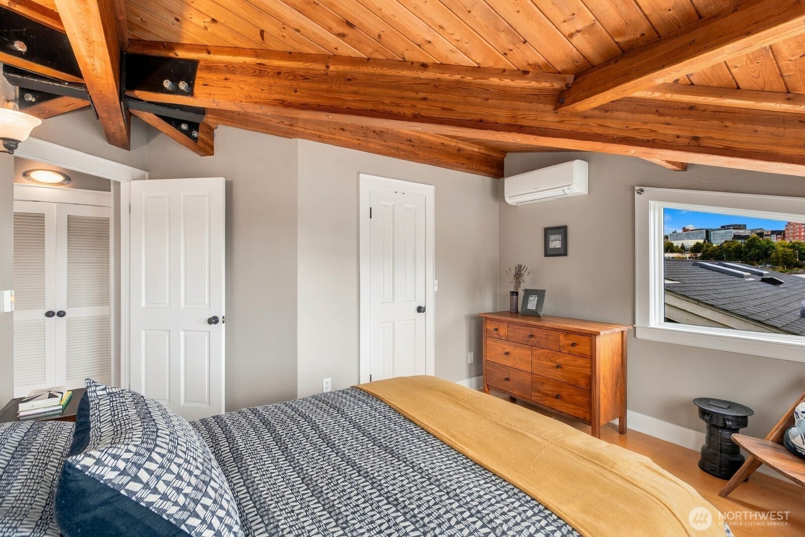 3146 Portage Bay Place N Property Photo 24