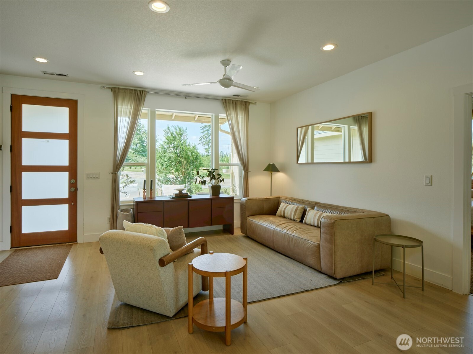 560 Park Road Property Photo 7