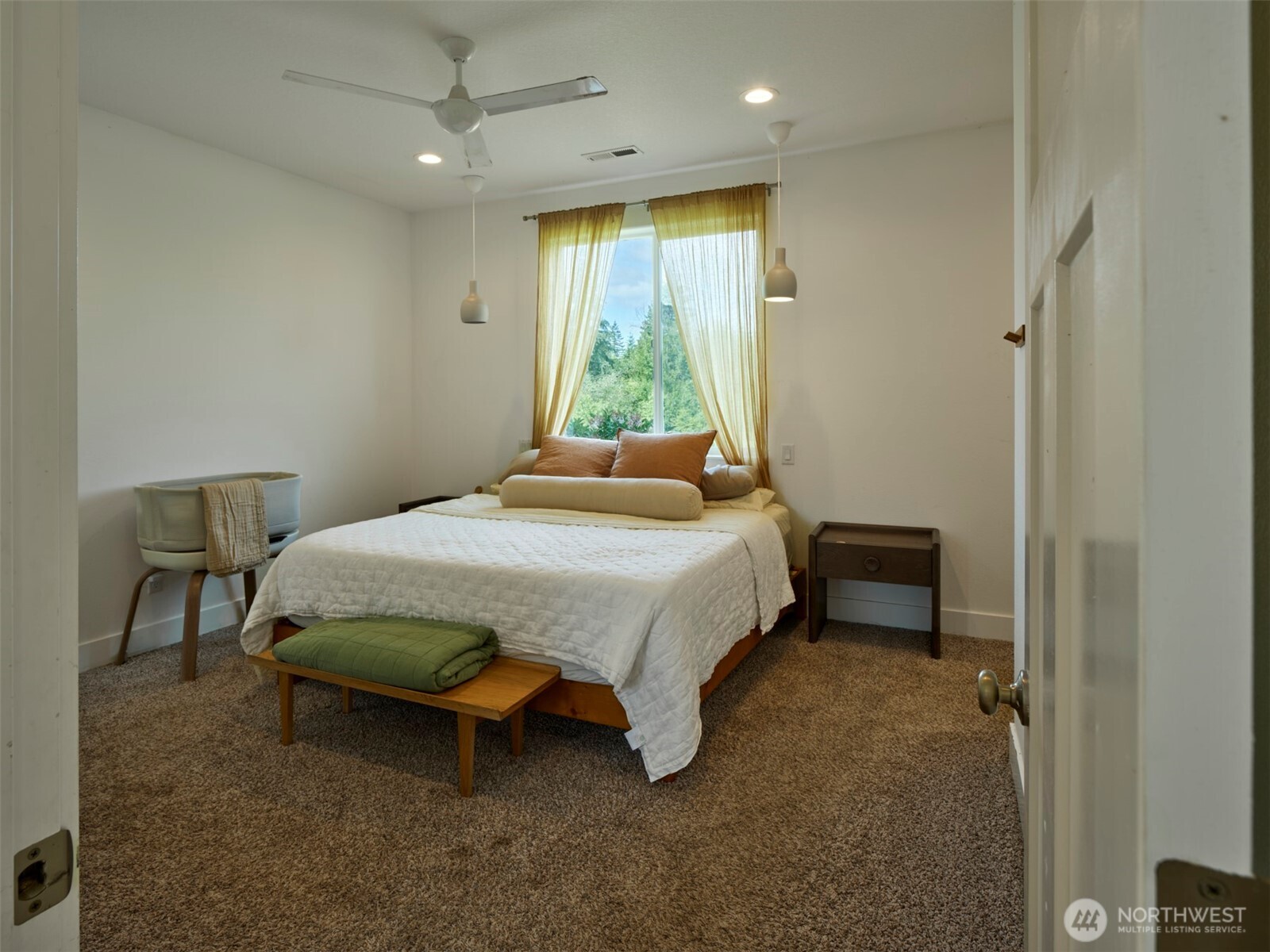 560 Park Road Property Photo 22