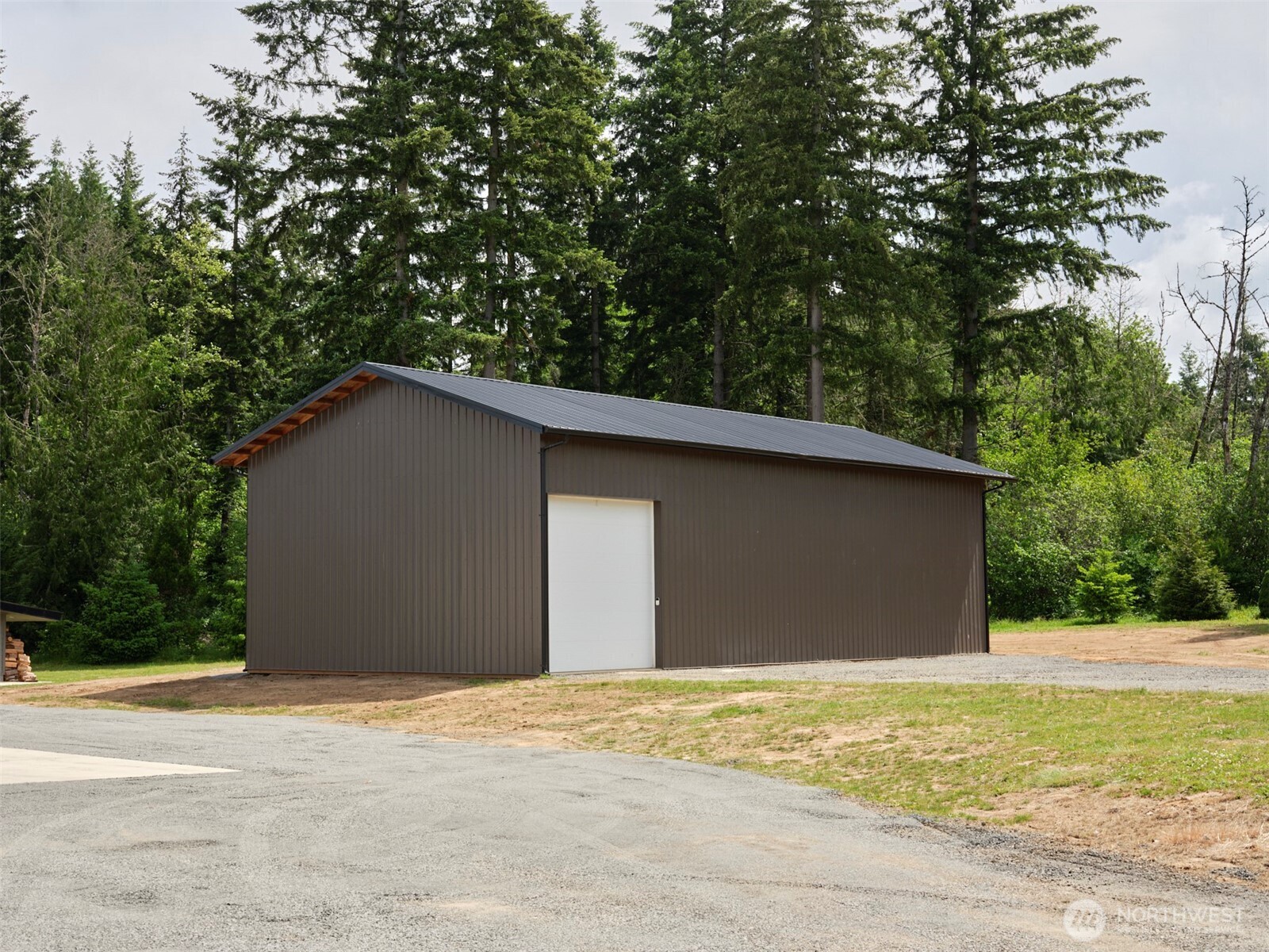 560 Park Road Property Photo 36