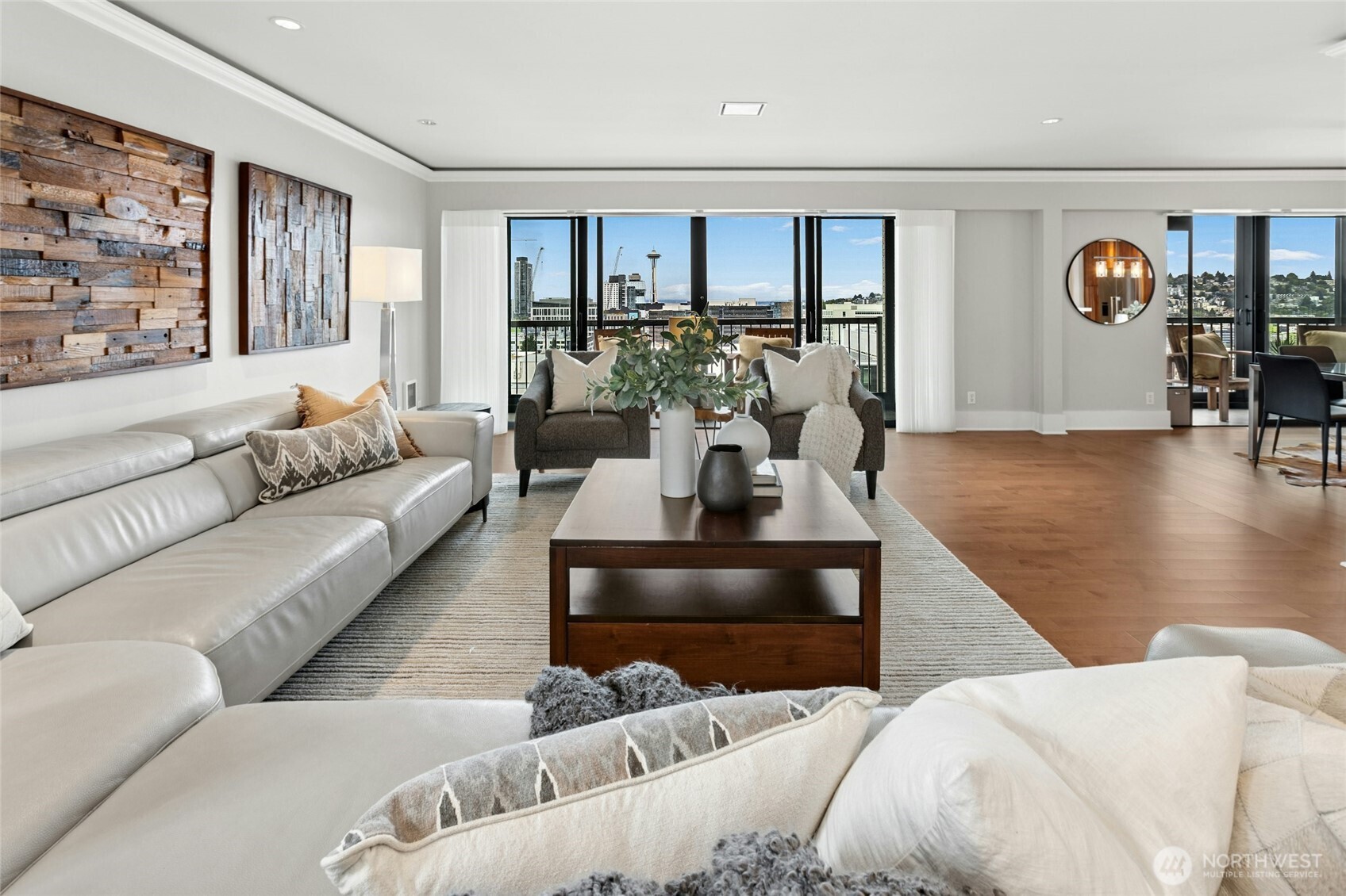 320 Melrose Avenue 704 Property Photo 1