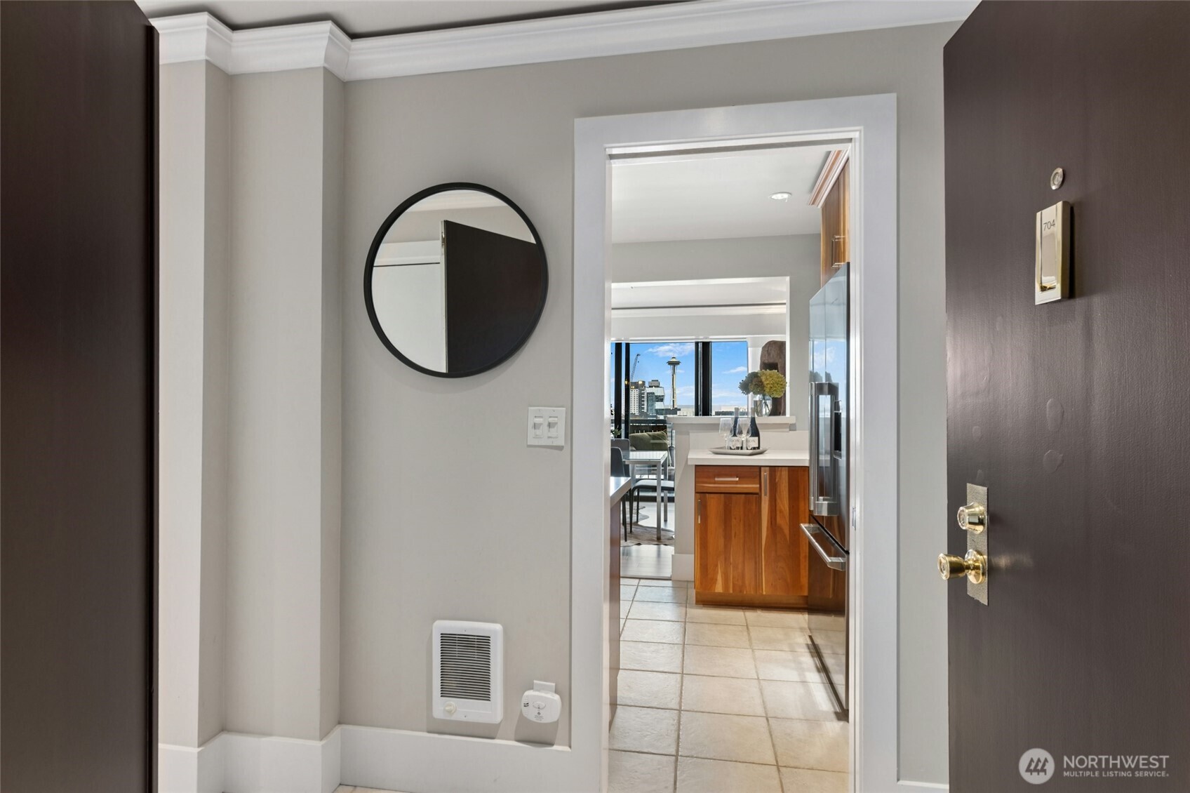 320 Melrose Avenue 704 Property Photo 4