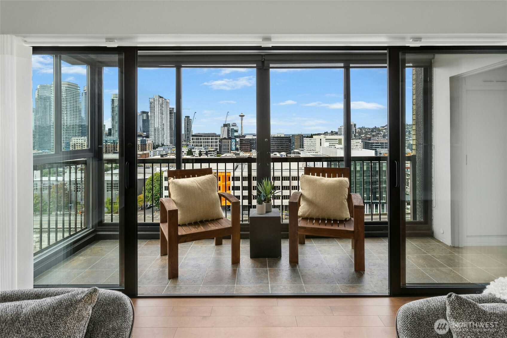 320 Melrose Avenue 704 Property Photo 10