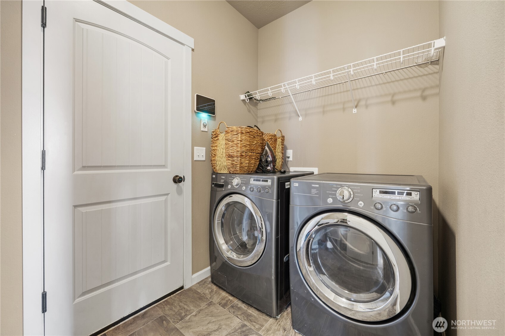 109 J Street Property Photo 26