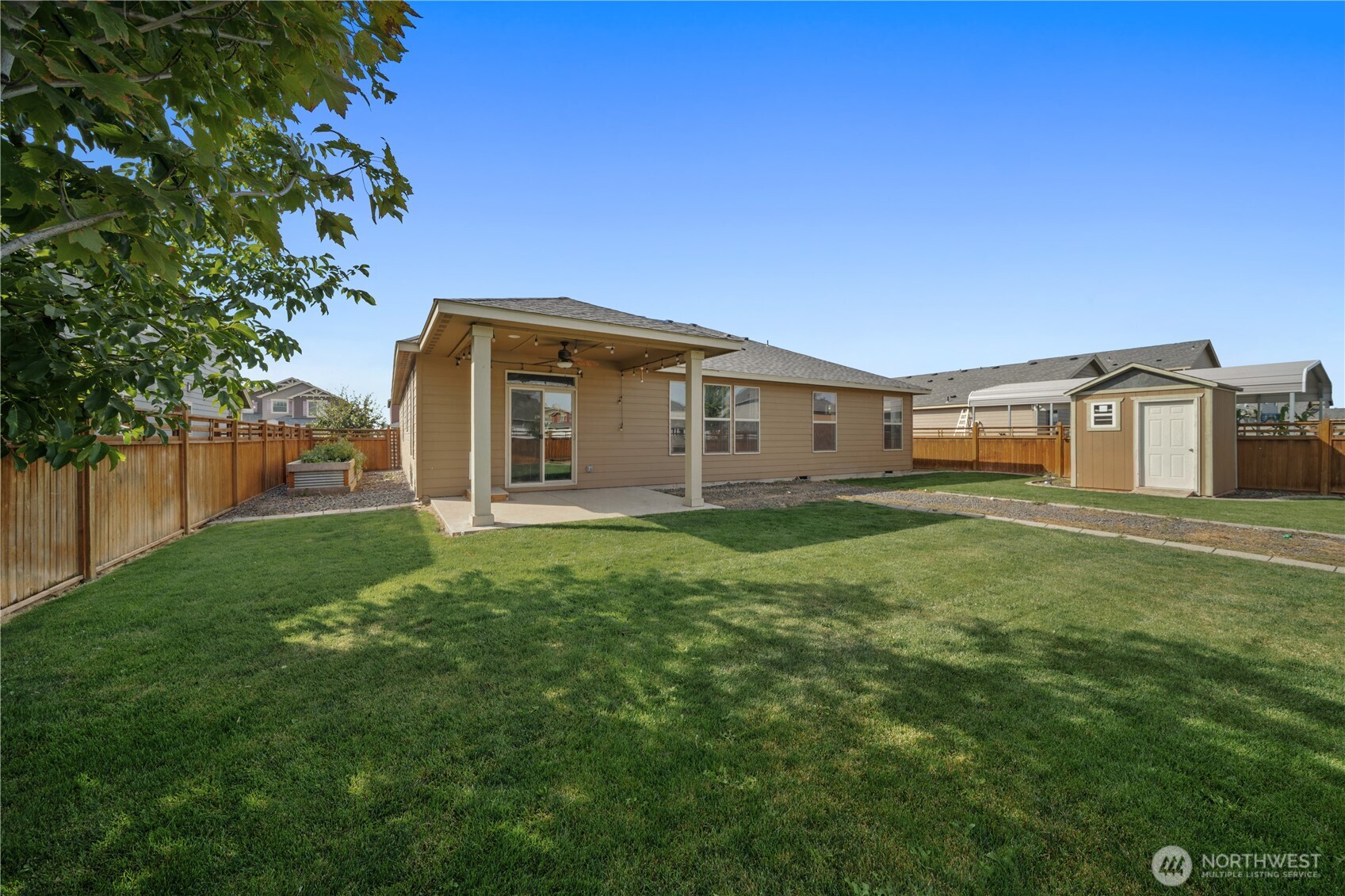 109 J Street Property Photo 28
