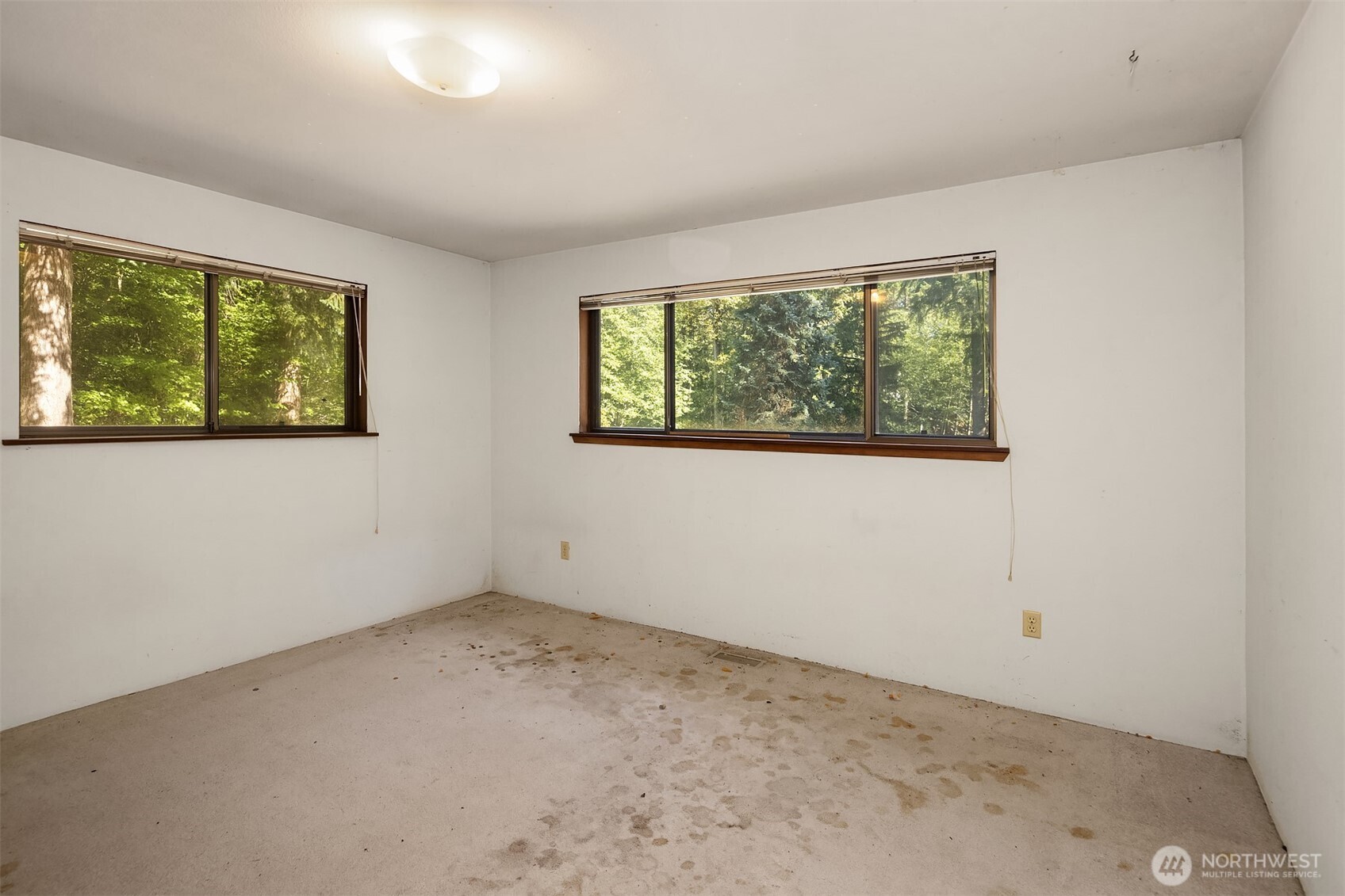 7001 242nd Avenue Property Photo 23