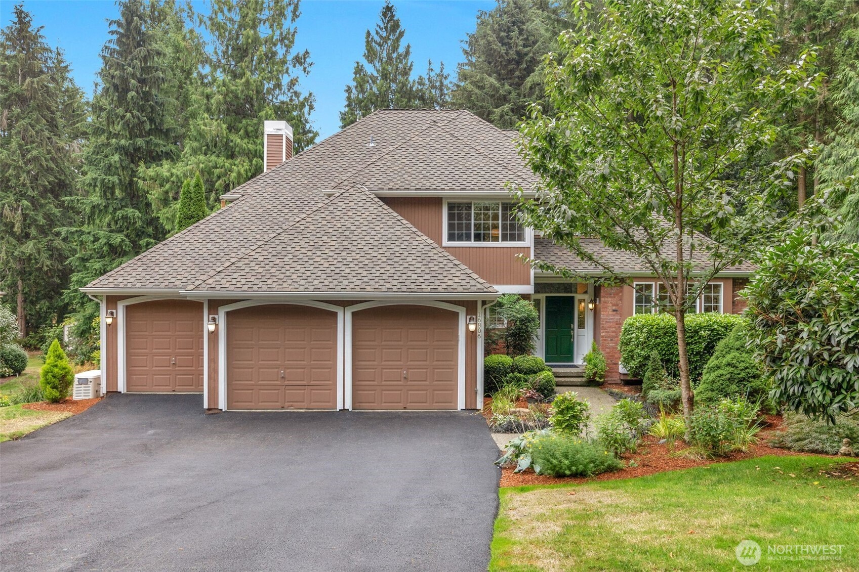 16806 236th Avenue Property Photo 1