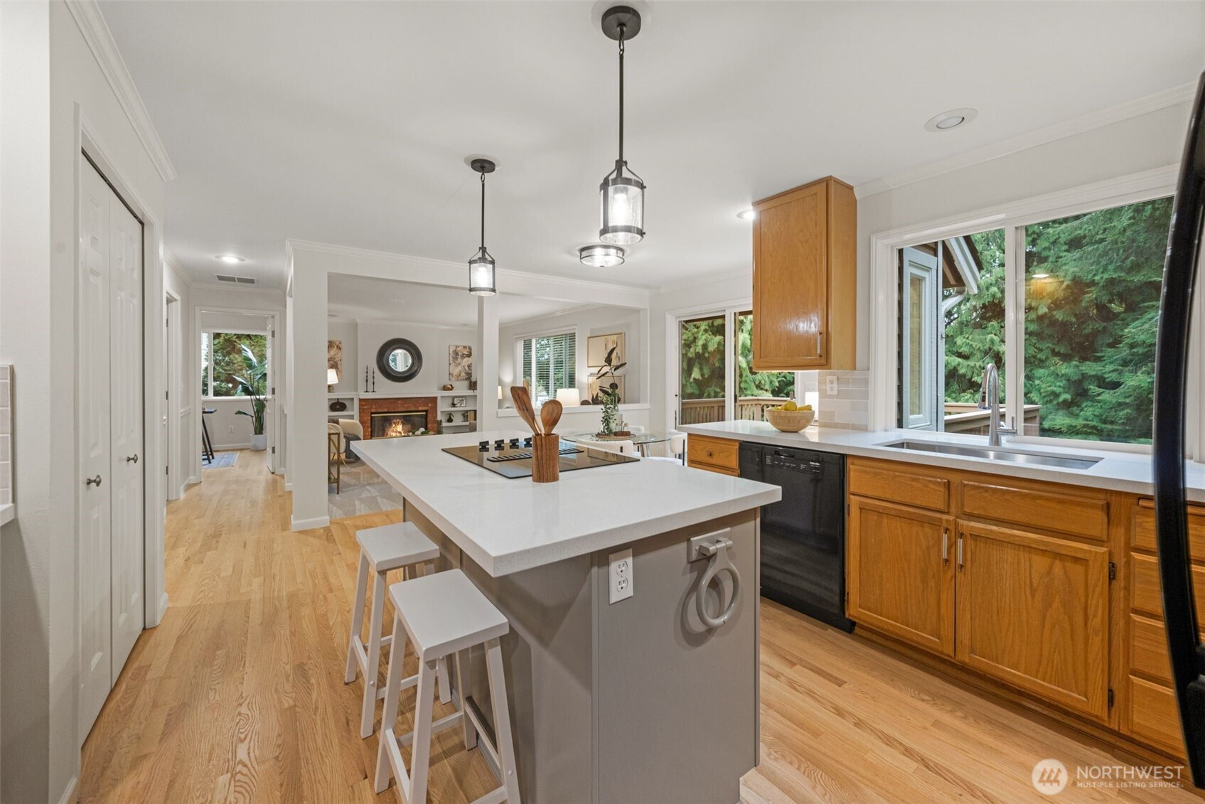 16806 236th Avenue Property Photo 8