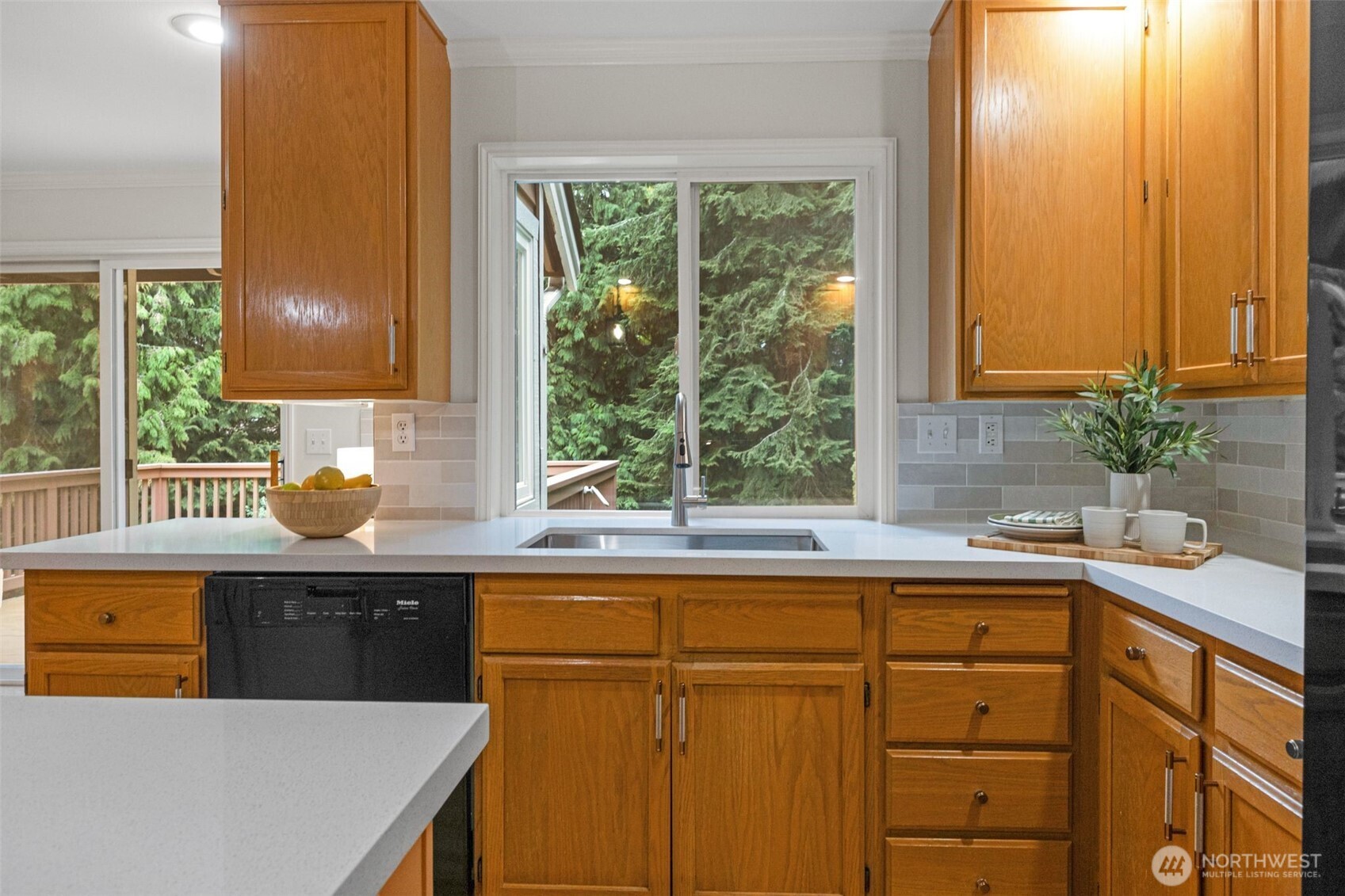 16806 236th Avenue Property Photo 9