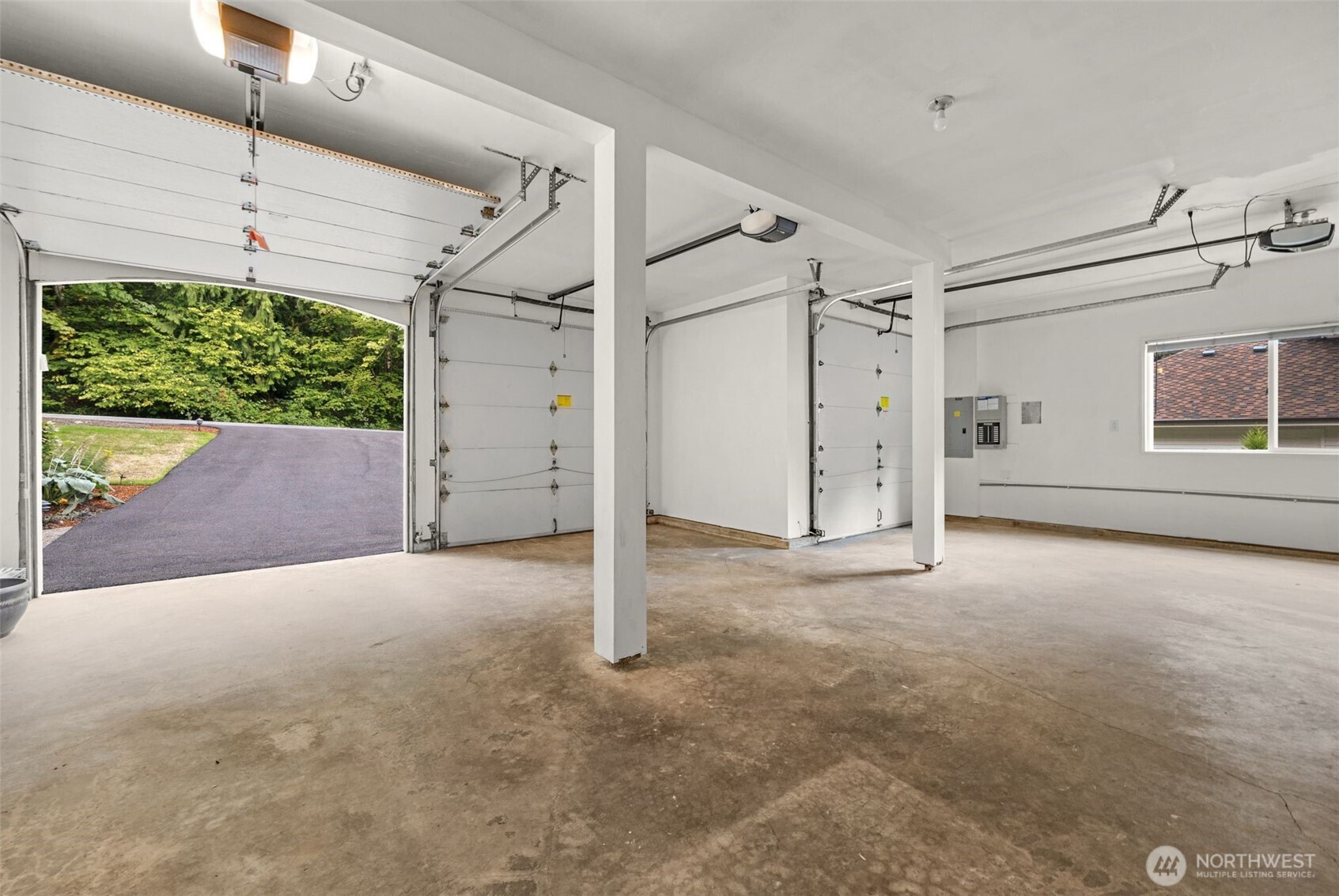 16806 236th Avenue Property Photo 33